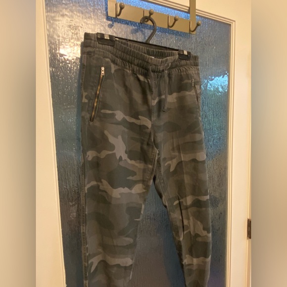 TNA Alix Pants (Aritzia) - Picture 3 of 5